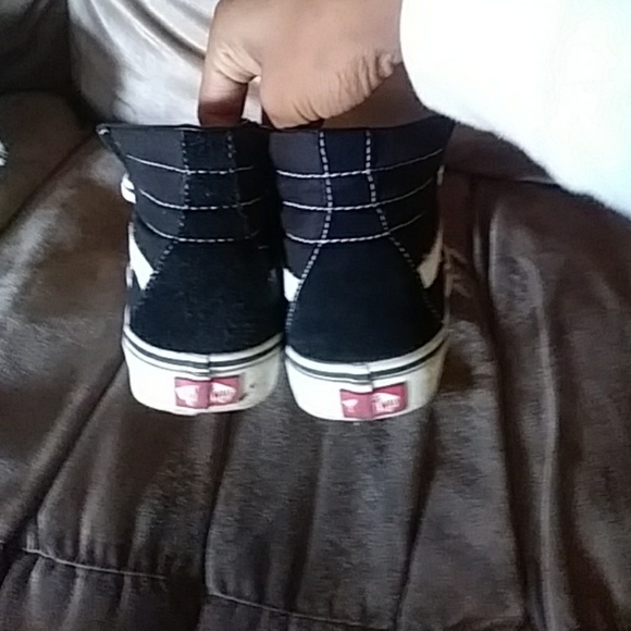 Vans - Picture 3 of 4